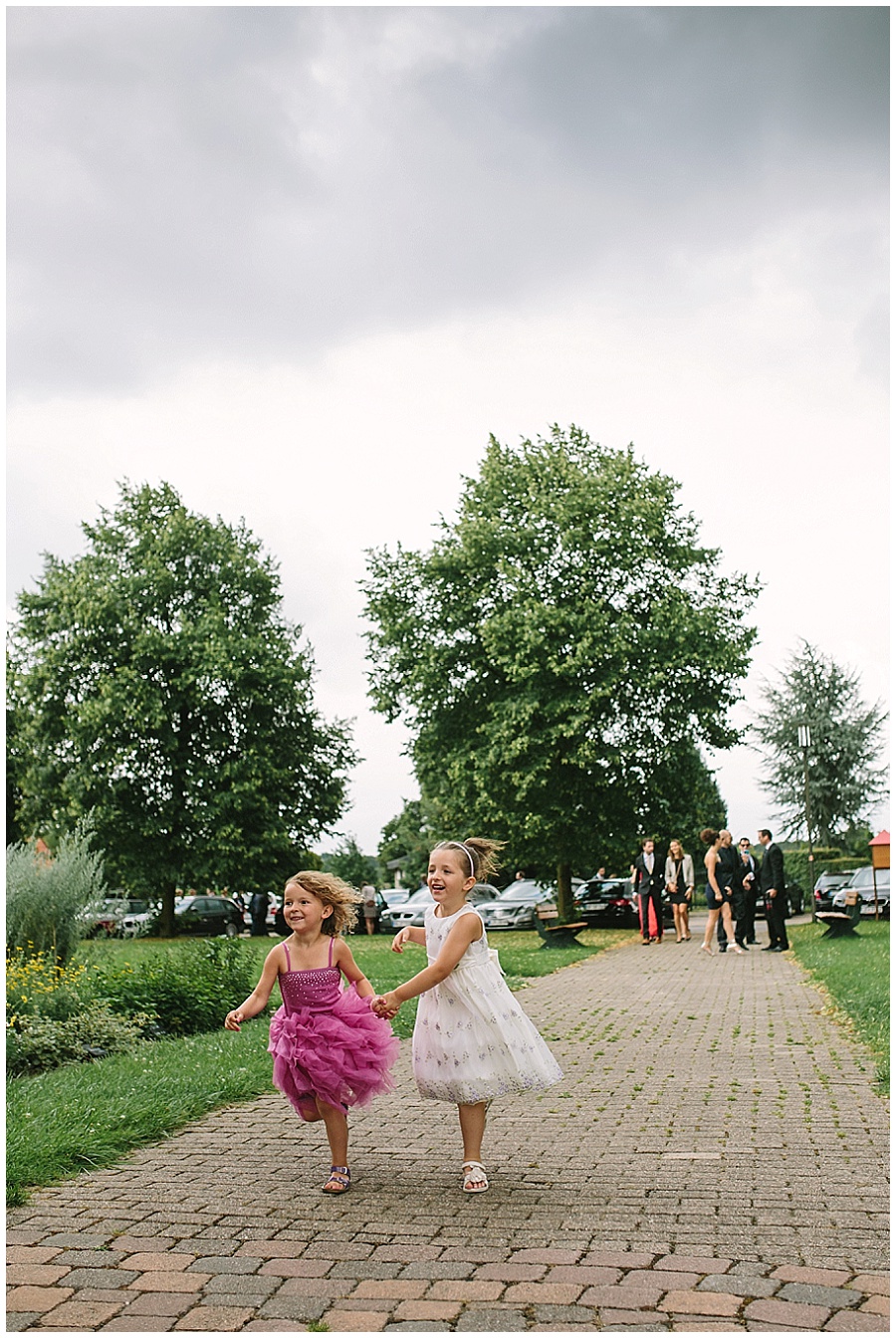 stuermische-hof-hochzeit-daniel-zube