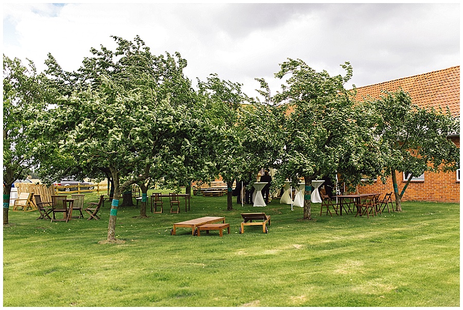 stuermische-hof-hochzeit-daniel-zube