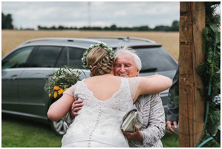 stuermische-hof-hochzeit-daniel-zube