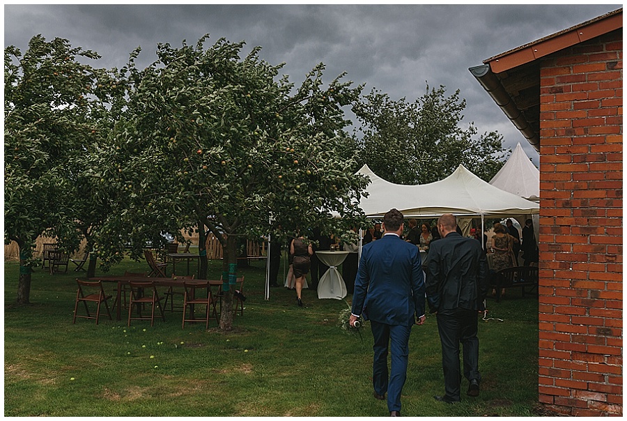 stuermische-hof-hochzeit-daniel-zube