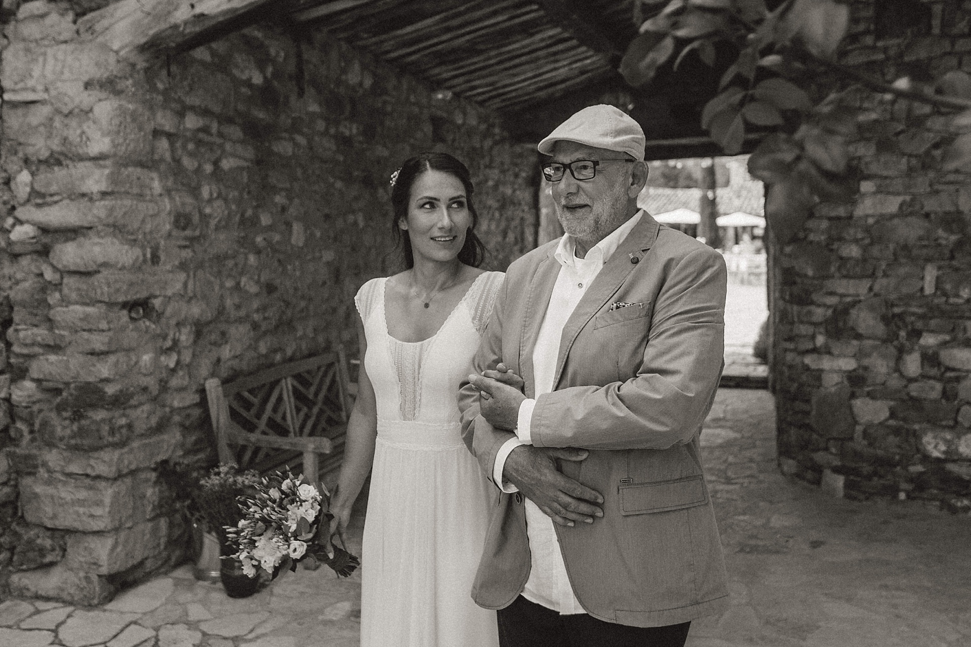 Traumhafte Hochzeit in der Provence. Der stolze Brautvater.