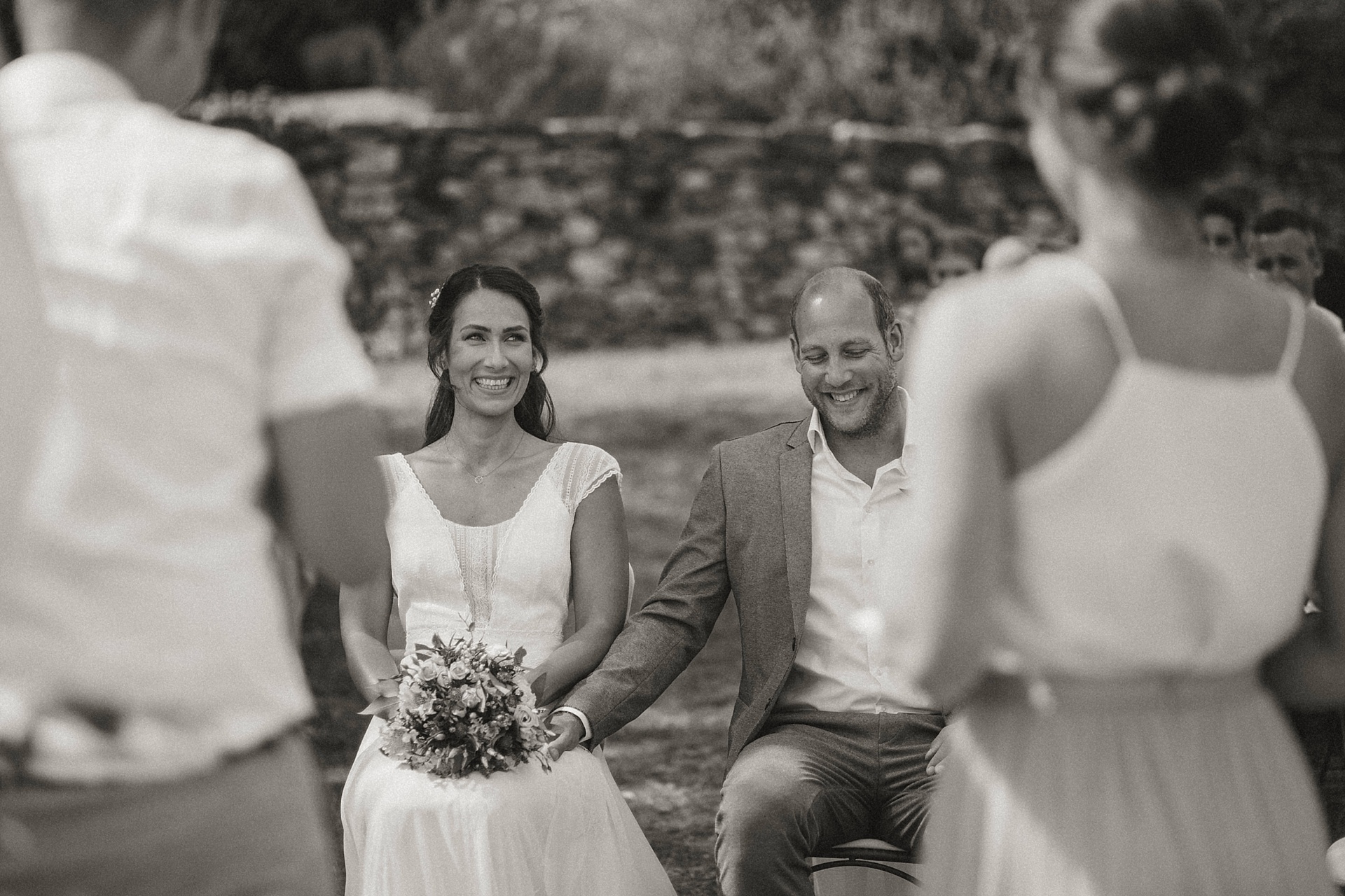 Traumhafte Hochzeit in der Provence. Die Trauzeugen halten eine emotionale Rede.