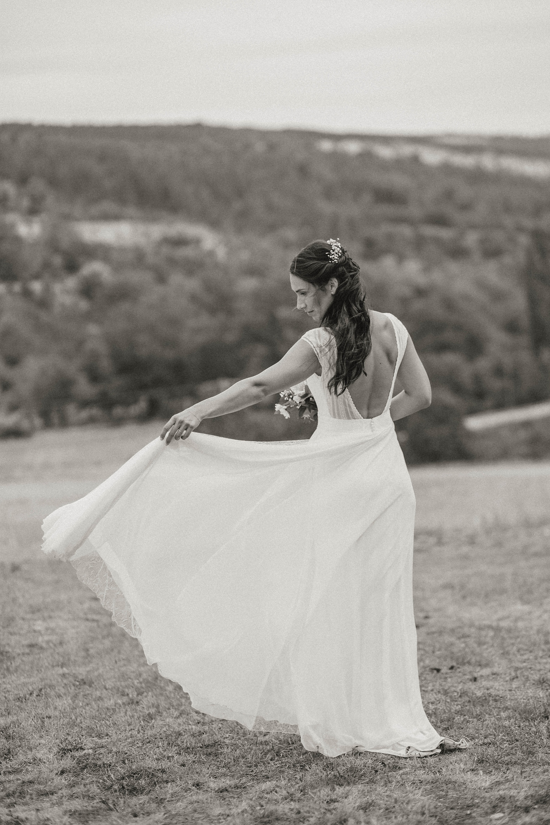 Traumhafte Hochzeit in der Provence. Die Braut. Brautportrait.