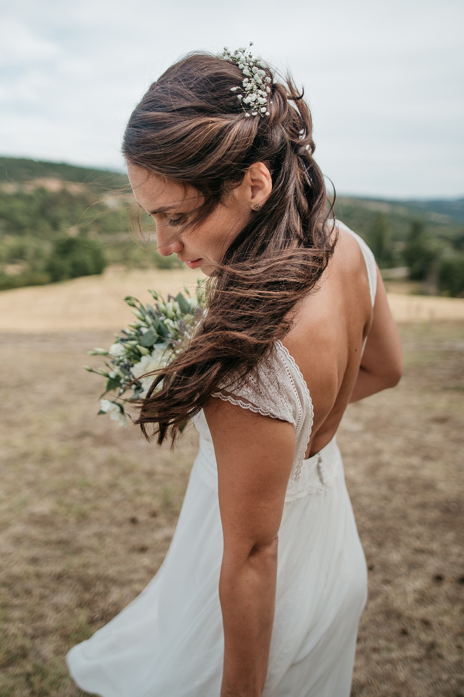 Traumhafte Hochzeit in der Provence. Die Braut. Brautportrait.